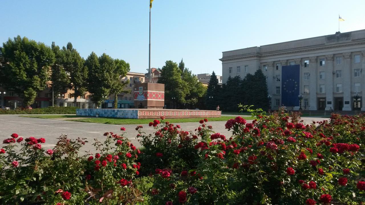 Summer In The Center Of The City Kherson Exterior photo